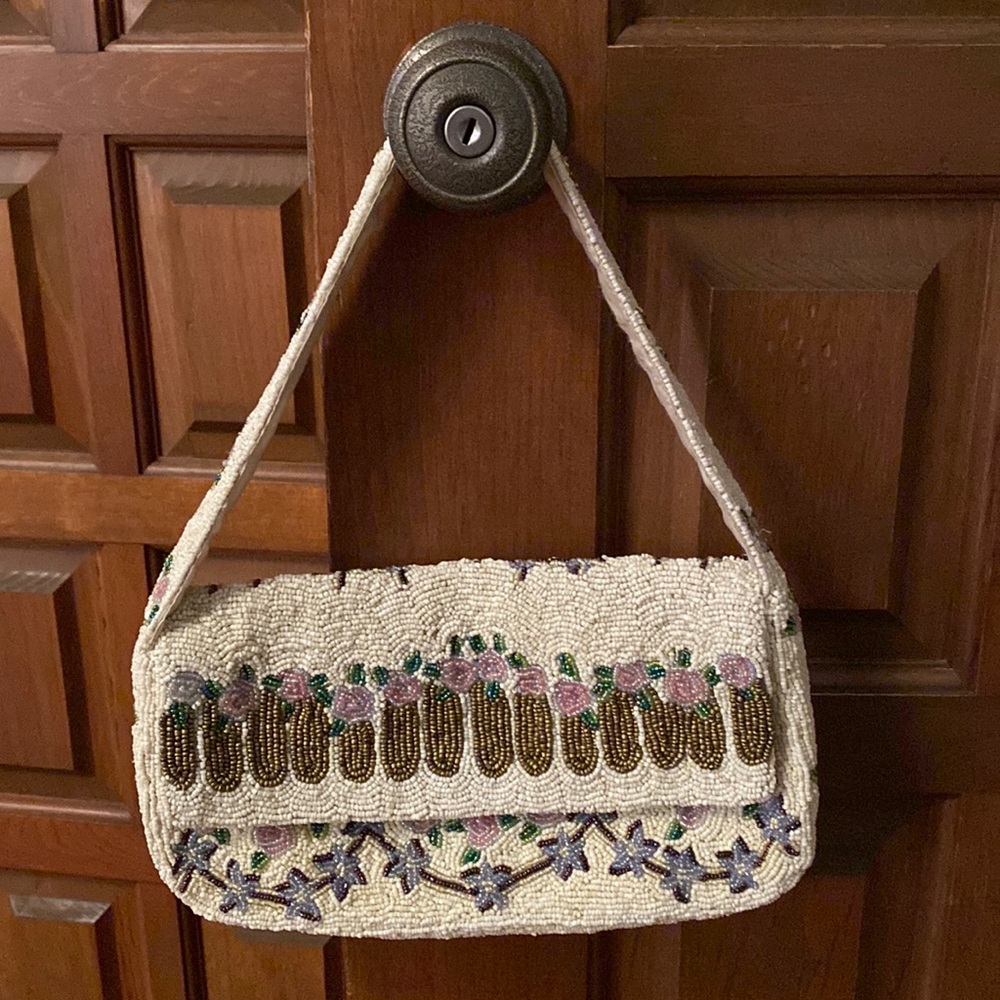 Floral beaded pochette